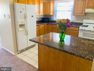 7615 Algon Ave, Philadelphia, PA 19111