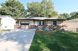 5871 N Oakley Ave, Kansas City, MO 64119