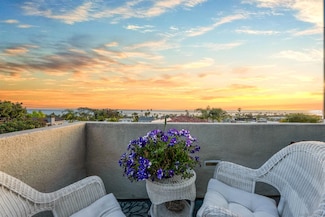 2208 Oxford Ave, Cardiff By the Sea, CA 92007