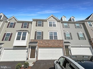 338 Paca Gardens Ln, Frederick, MD 21702