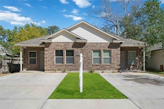 5105 Southwind St Unit B, Houston, TX 77033