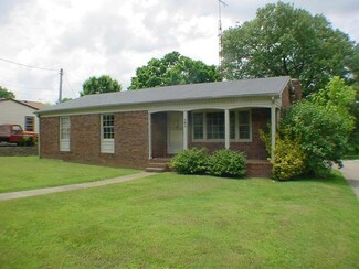 303 N Teddy Ave, Morgantown, KY 42261