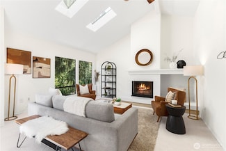 15803 NE 61st St, Redmond, WA 98052