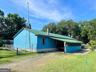36 Ocean View St, Woodbine, GA 31569