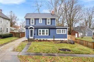1948 8th St, Cuyahoga Falls, OH 44221