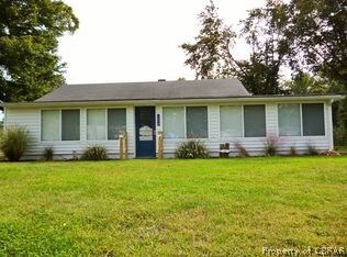 1604 Locust Grove Rd, Topping, VA 23169
