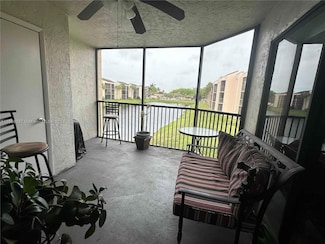 3252 Foxcroft Rd Unit 211, Miramar, FL 33025