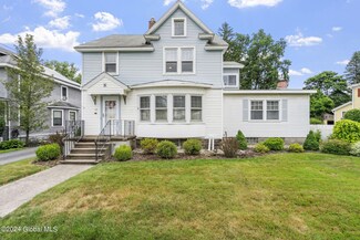 15 Washington Rd, Scotia, NY 12302