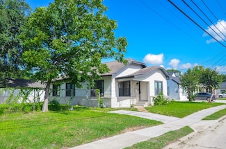 604 N Main St, Galena Park, TX 77547