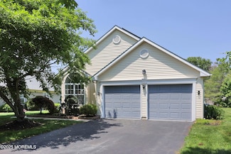 2347 Greendale Ct, Toms River, NJ 08755