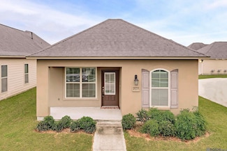7636 W Pelican Lakes Ave, Baton Rouge, LA 70820
