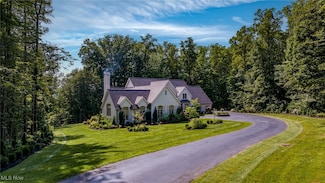 920 Chestnut Run, Gates Mills, OH 44040