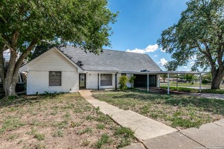 810 Cobble Dr, San Antonio, TX 78216