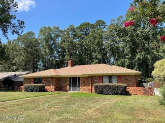 169 Woodgate Dr, Brandon, MS 39042