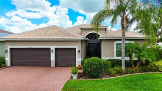 16124 Diamond Bay Dr, Wimauma, FL 33598
