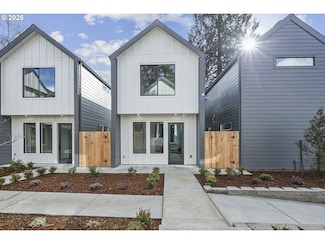 7924 SE 45th Ave, Portland, OR 97206