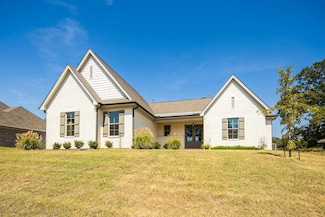 132 Farley Rd, Byhalia, MS 38611