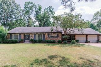704 Dunton Rd, Clinton, MS 39056