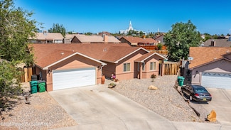 4005 Birmingham St, Farmington, NM 87402