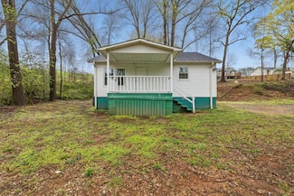 207 Streamside Dr, Chesnee, SC 29323