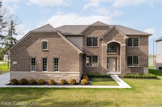 3122 Frankton Ave, Troy, MI 48083