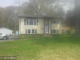 14199 Fallbrook Ln, Woodbridge, VA 22193