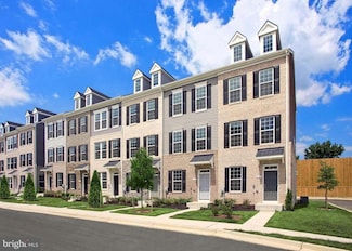 2729 Lanham Hill Cir, Glenarden, MD 20774
