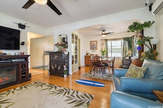 1058 Green St, Honolulu, HI 96822