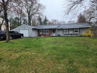 15 Ithica Rd, Brockton, MA 02302