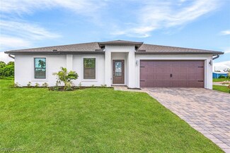 869 General Chesty Puller Ct, Labelle, FL 33935