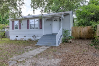 201 Chaseville St, Pensacola, FL 32507