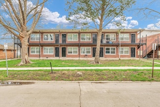 1302 Silver St, Urbana, IL 61801