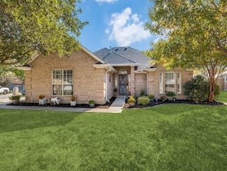 701 E Liberty St, Pilot Point, TX 76258