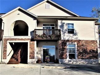 1236 Gardens Circle Dr Unit A, Saint Louis, MO 63125