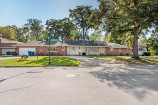 411 N Cardinal Ave, Addison, IL 60101