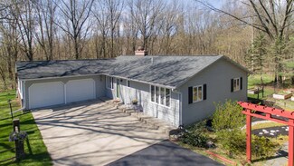 9640 S 6th St, Schoolcraft, MI 49087