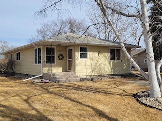 1601 12th Ave SE, Aberdeen, SD 57401