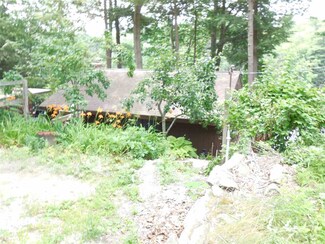 30 Hemlock Shore Dr, Atkinson, NH 03811