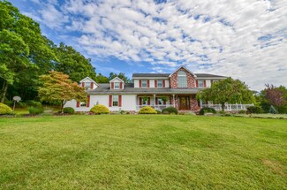 324 W 10th St, Jim Thorpe, PA 18229