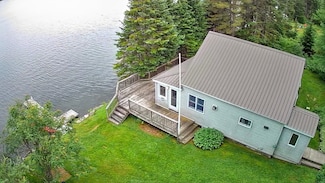 124 Spooner Rd, Pittsburg, NH 03592