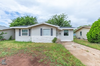 1218 S San Jose Dr, Abilene, TX 79605