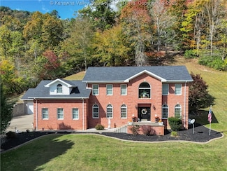 35 Oakridge Dr, Danville, WV 25053