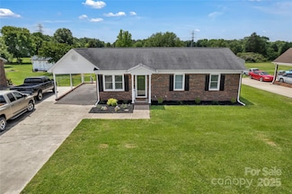 103 Hicks Rd, Grover, NC 28073