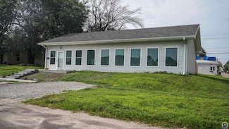 146 E 7th St, Horton, KS 66439