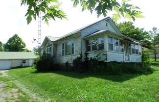 3580 Old Vincennes Rd, Mitchell, IN 47446