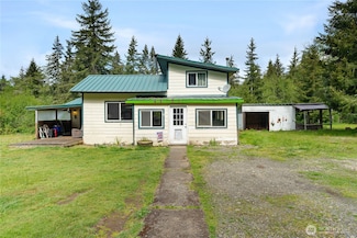 303 Walker Rd, Hoquiam, WA 98550