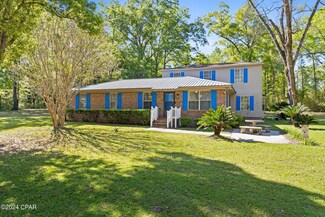 1123 Iola Dr, Chipley, FL 32428