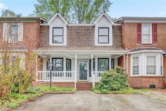 50 W Wainwright Dr, Poquoson, VA 23662