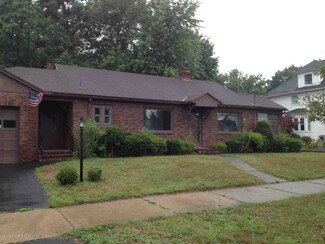 611 Wyoming Ave, Wyoming, PA 18644