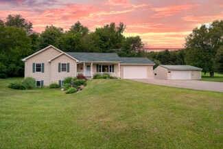 378 21st St, Otsego, MI 49078